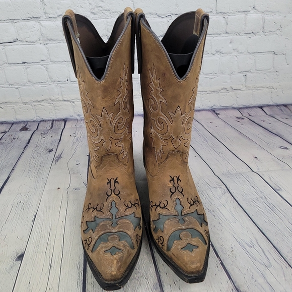 Leather snip toe heeled western rustic cowboy boots - Picture 4 of 11